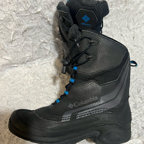 Columbia winter boots YOUTH BUGABOOT™ PLUS IV OMNI-HEAT™ - Picture 2 of 5